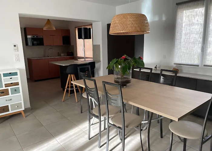 Apartament Cosy Nîmes